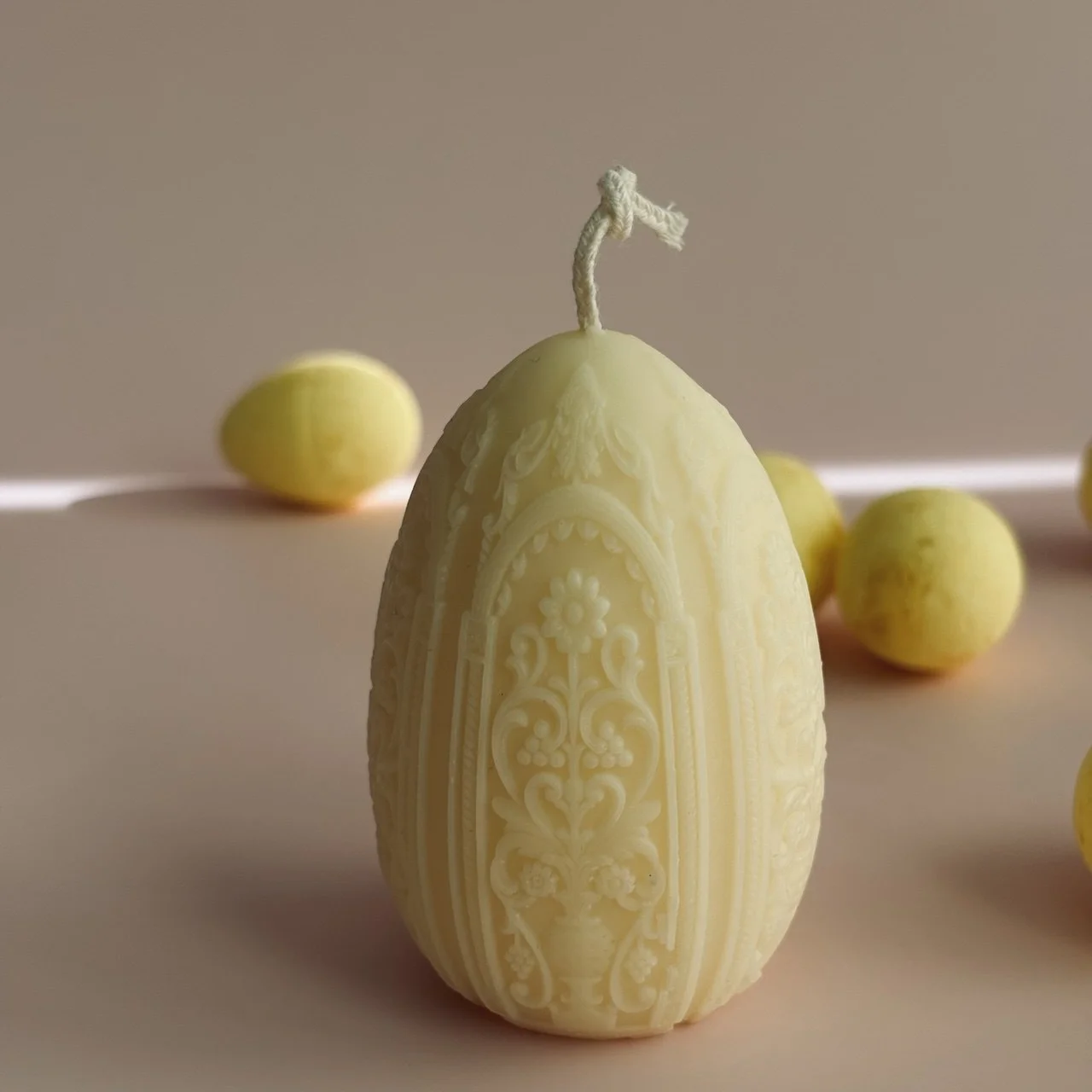 Świeca sojowa dekoracyjna wielkanocna 