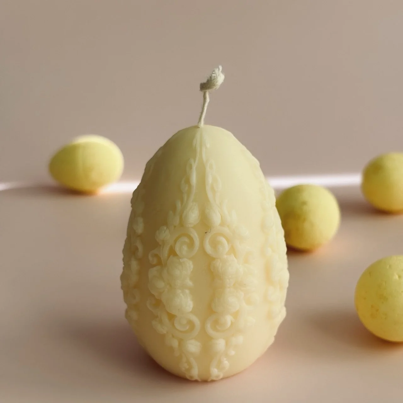 Świeca sojowa dekoracyjna wielkanocna 