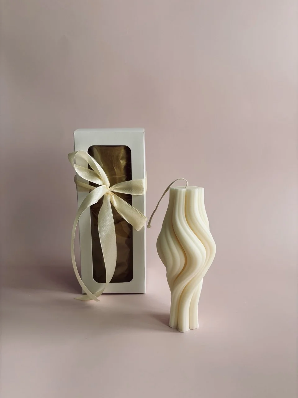 Świeca sojowa Oree  w pudełku prezentowym