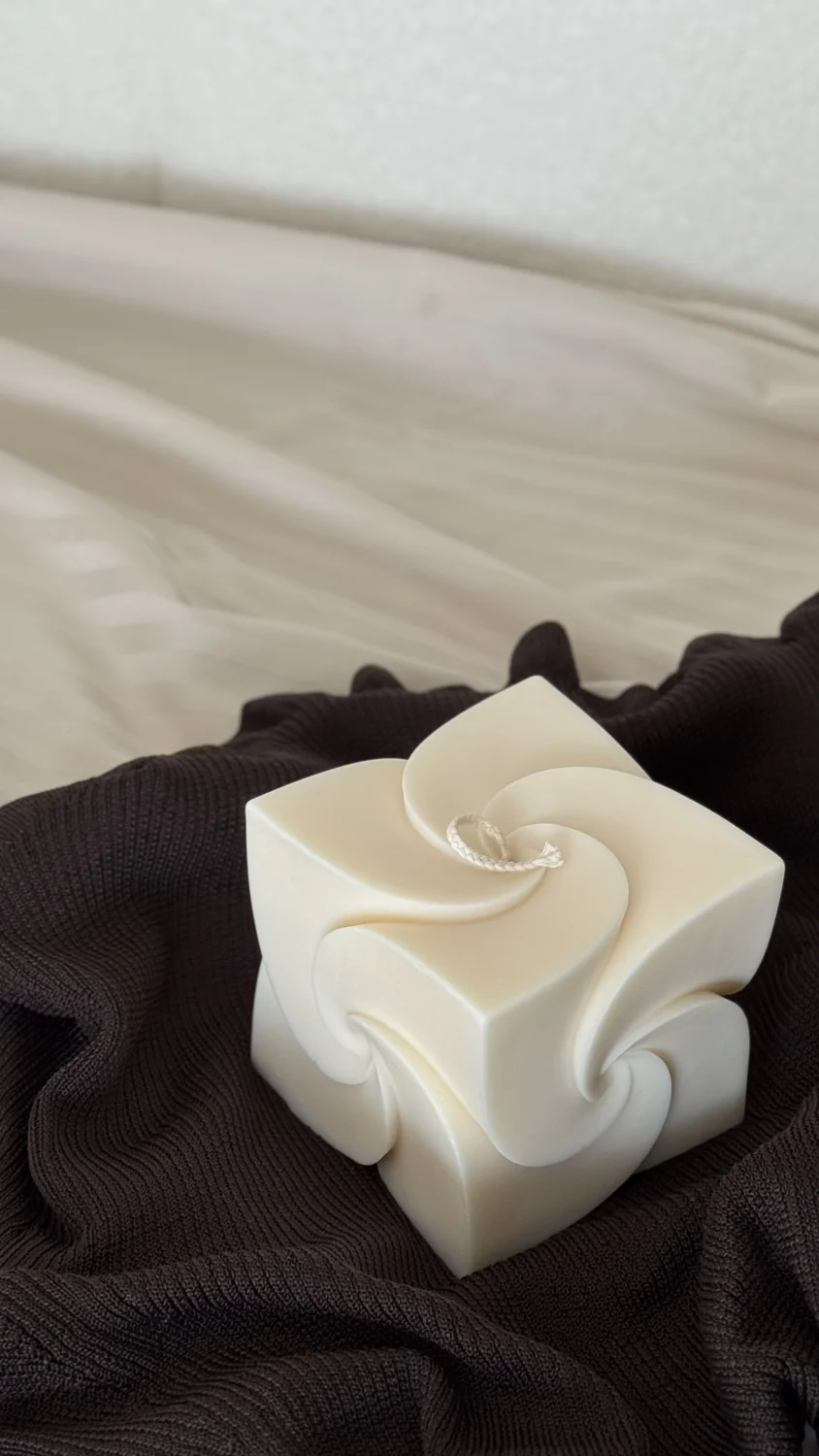 Świeca sojowa sześcian