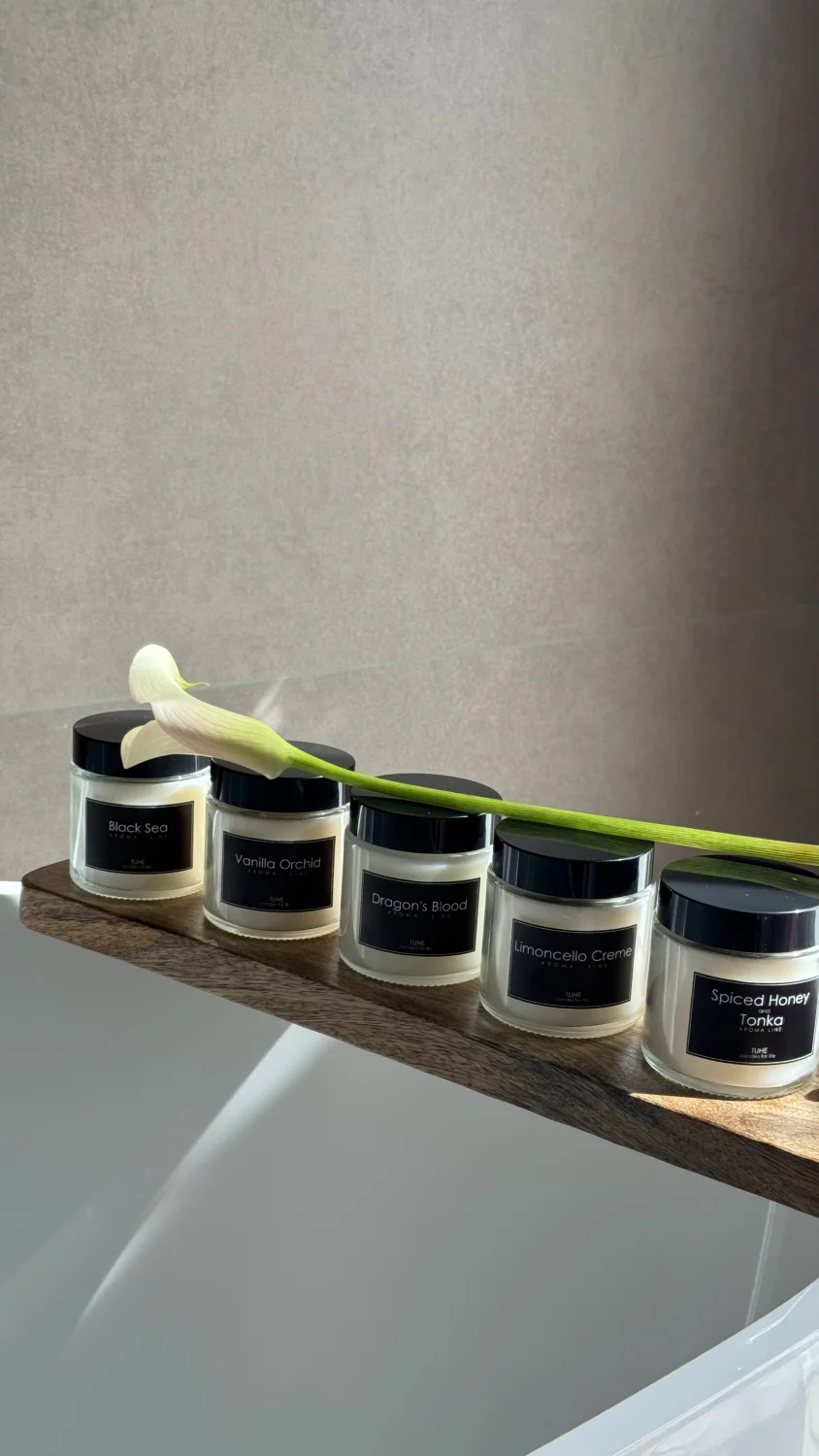 Świeca zapachowa Spiced Honey and Tonka